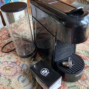 De'Longhi EN200BAE Nespresso Essenza Plus + i Cafilas refillable coffee pod